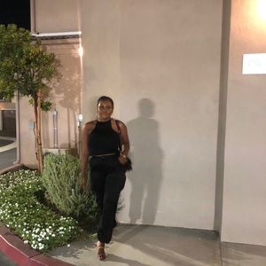 Meet your Posher, Denishia